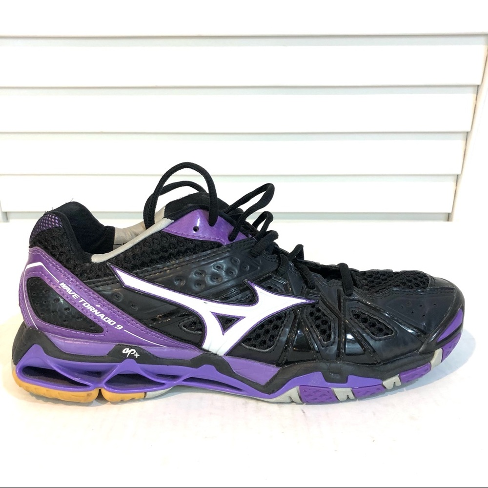 Mizuno Wave Tornado Purple and Black Shoes